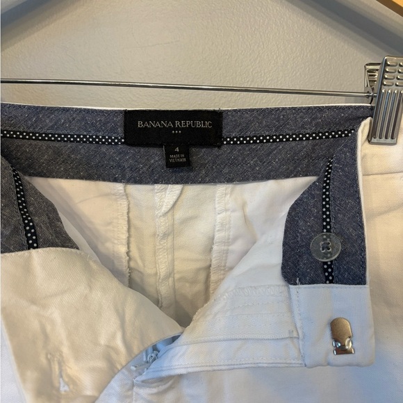 Banana Republic Cream Scalloped High Waist Shorts size 4 - Picture 5 of 8